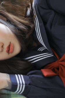 女人被男人逼到情绪崩溃